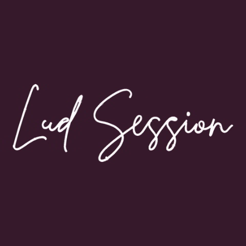 دانلود آهنگ LUDMILLA & Luísa Sonza به نام Medley Lud Session – Tudo Porque Você Mentiu / Penhasco / De Rolê / Café Da Manhã ;P / Doutora 3