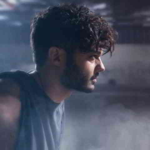 دانلود آهنگ Feride Hilal Akın, İlyas Yalçıntaş به نام Şehrin Yolu