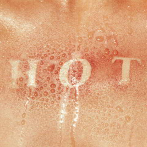 دانلود آهنگ LE SSERAFIM به نام Ash