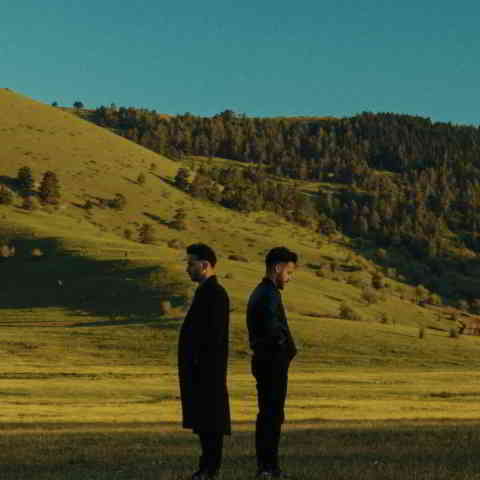 دانلود آهنگ Enes Kılınç, Mehmet Kılınç, Cihan Öz به نام Yaralarım