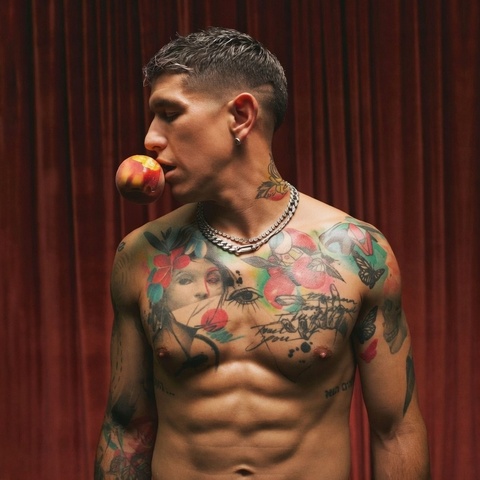 دانلود آهنگ Lenny Tavárez به نام JUICY