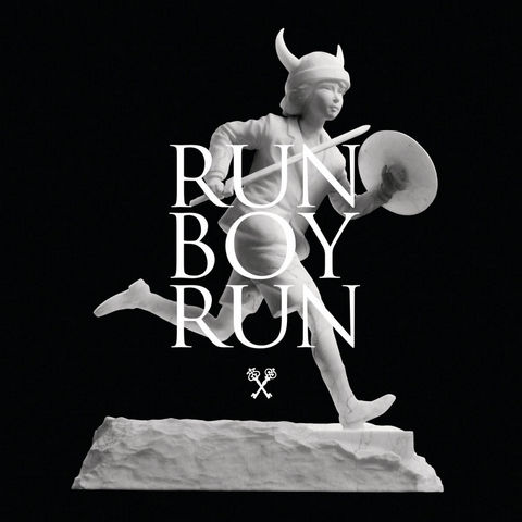 دانلود آهنگ Woodkid به نام Run Boy Run
