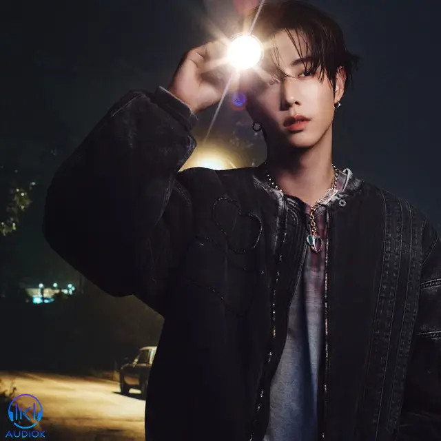 دانلود آهنگ Mark Tuan, MILLI به نام NIGHTLIGHT