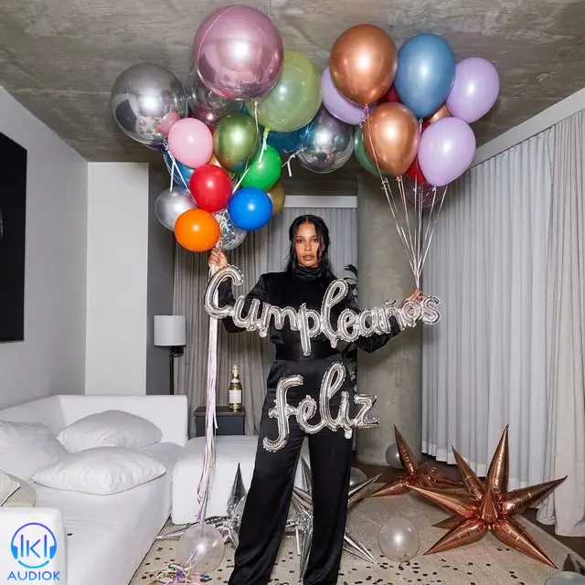 دانلود آهنگ Tokischa به نام Mucha Leche En Tu Cumpleaño / Tetas Tetas