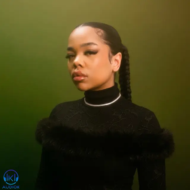 دانلود آهنگ Zoe Wees به نام Rise Again
